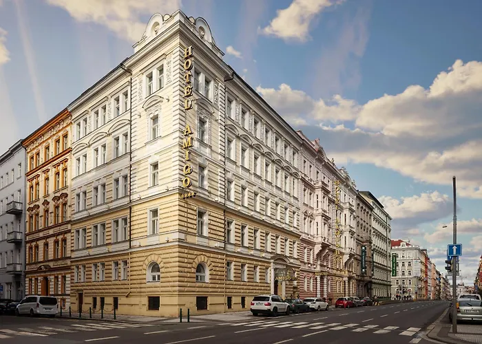 Family Hotel: Alqush Downtown Hotel